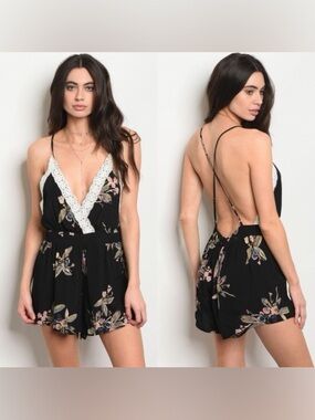 🚨5/$30🛍️🚨NWOT Lace-Trim Black Floral Backless Romper